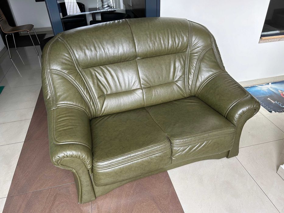 Sofa skórzana 2 osobowa rozkładana jak nowa, z funkcją spania