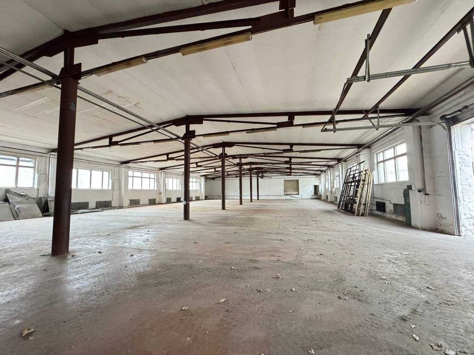 Теплий склад 1100 квм. чекає на ваш бізнес!