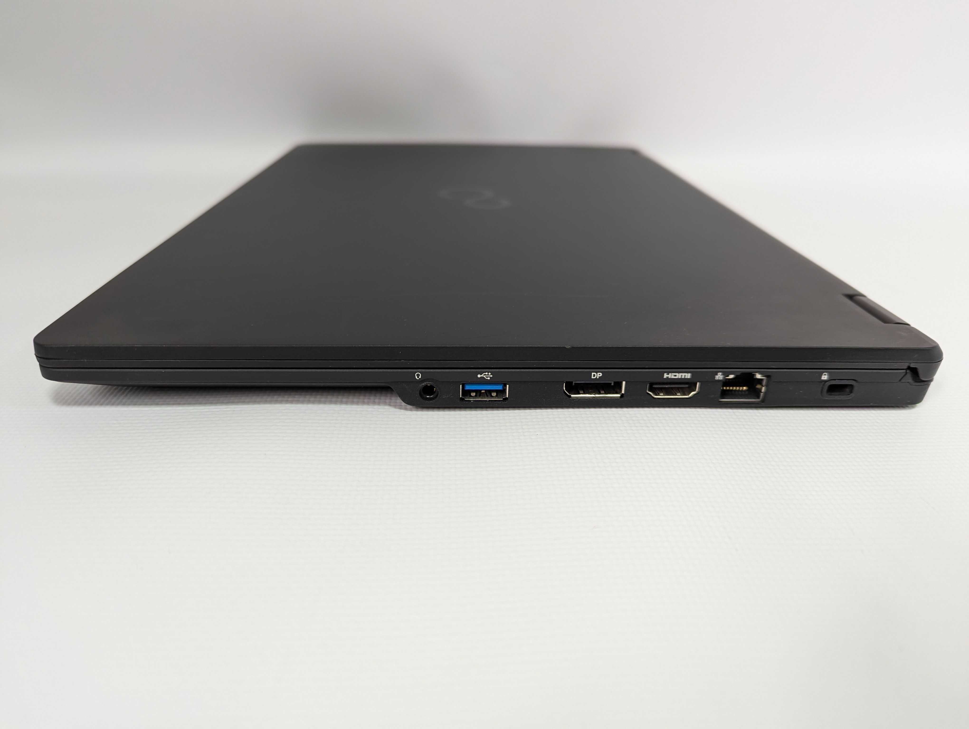 Ноутбук 15,6" Fujitsu U758/1920х1080 IPS, i5-7200U, 8, 512 SSD, Type-C