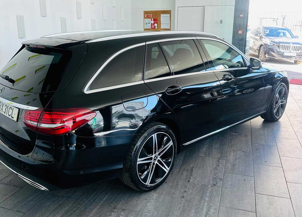 Mercedes-Benz C300 Hybrid - 2021 - Híbrido Plug-in