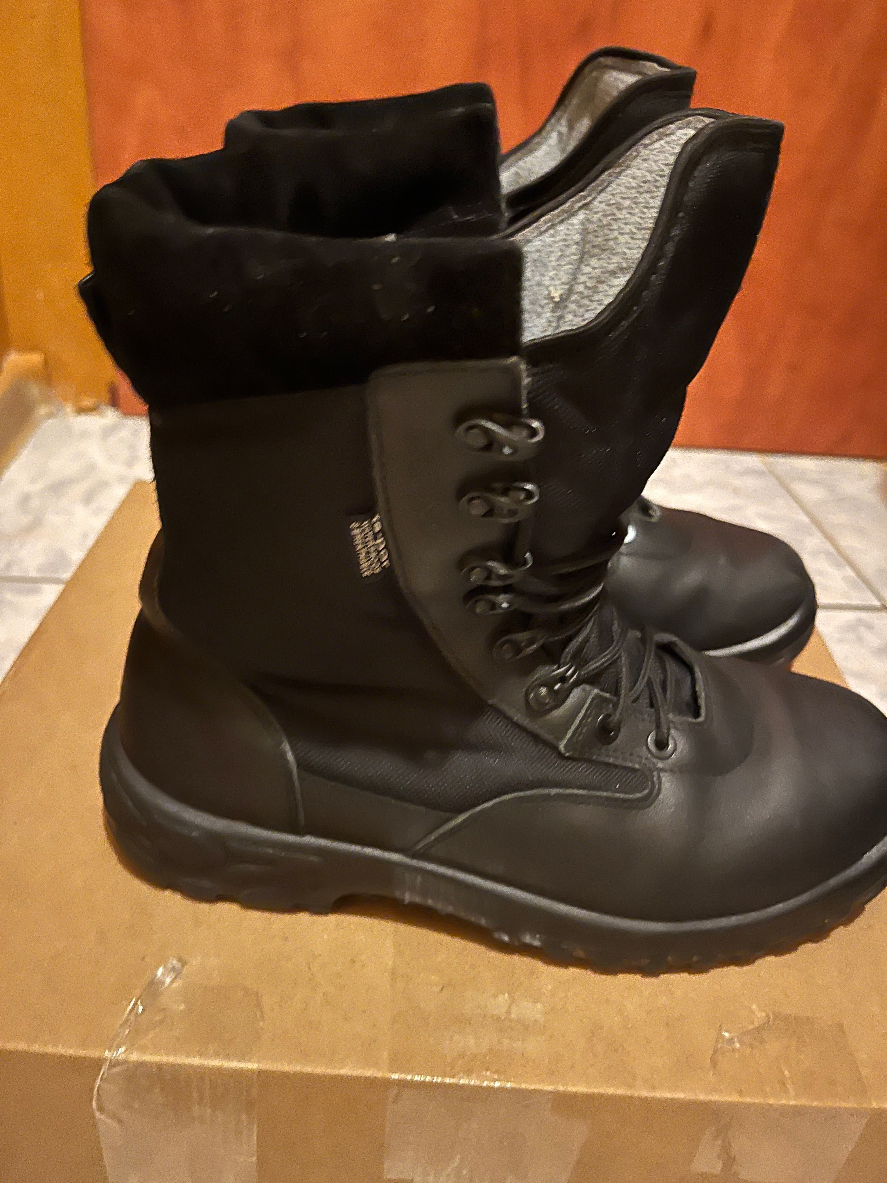 Sprzedam buty Grom marki Protektor rozmiar 41