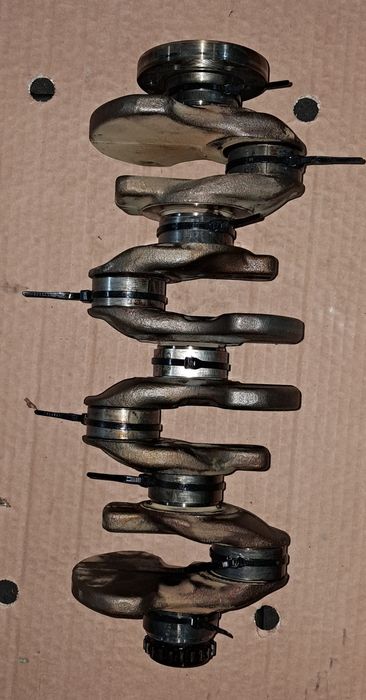 Wał orginal z panewkami BMW n13b16a