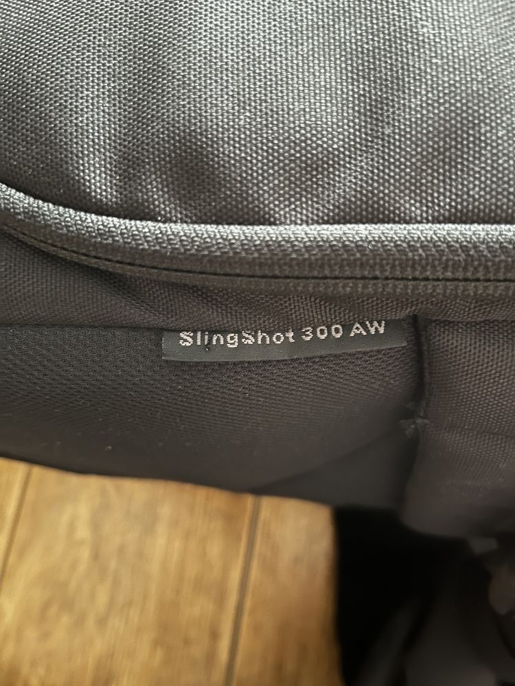 Lowepro SlingShot 300 AW