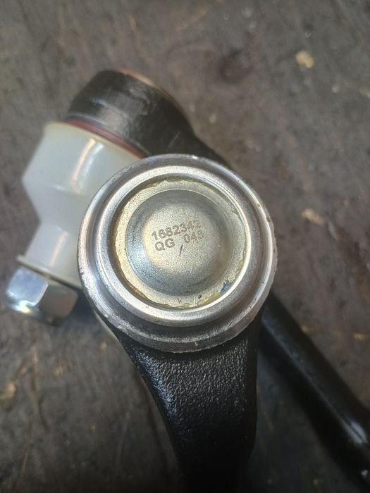 Рульовий наконечник BMW x5