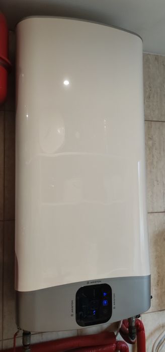Ariston velis evo 100. Zbiornik CWU, bojler