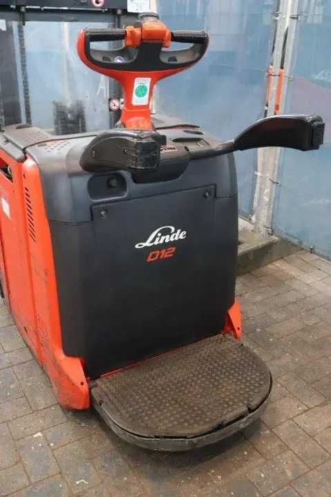LINDE D12 AP Електричний штабелер