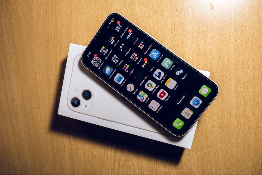 iPhone 13 128GB – Como Novo