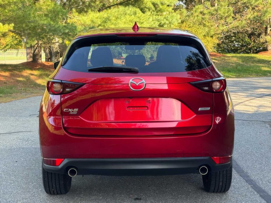 Mazda CX-5 Touring      2018