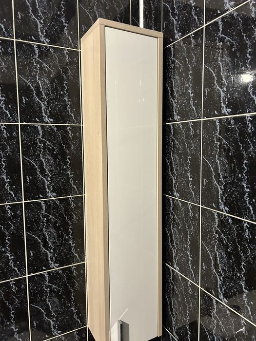 Zestaw mebli łazienkowych