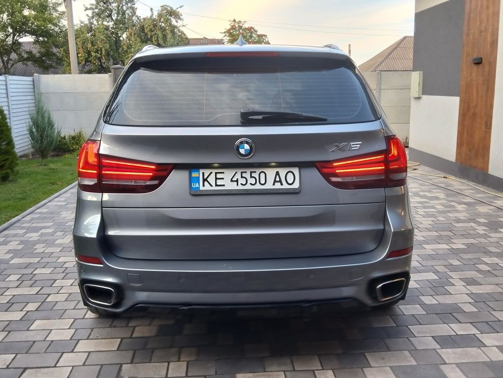 Продам BMW X5 F15
