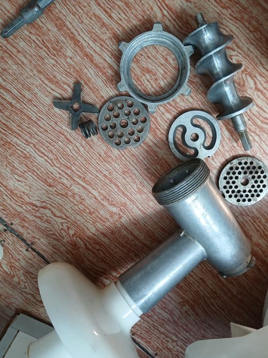 Кухонный комбайн Мрия по частям..