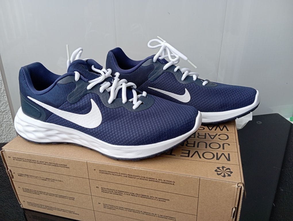 Nike buty męskie sportowe Revolution 6 NN rozmiar 42,5