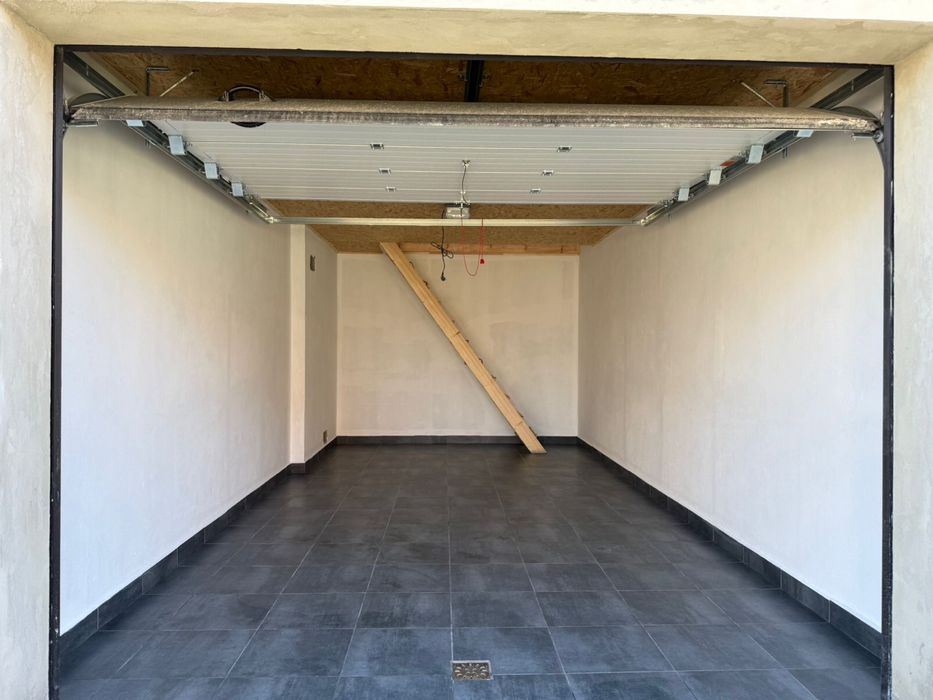 Продаються гаражі