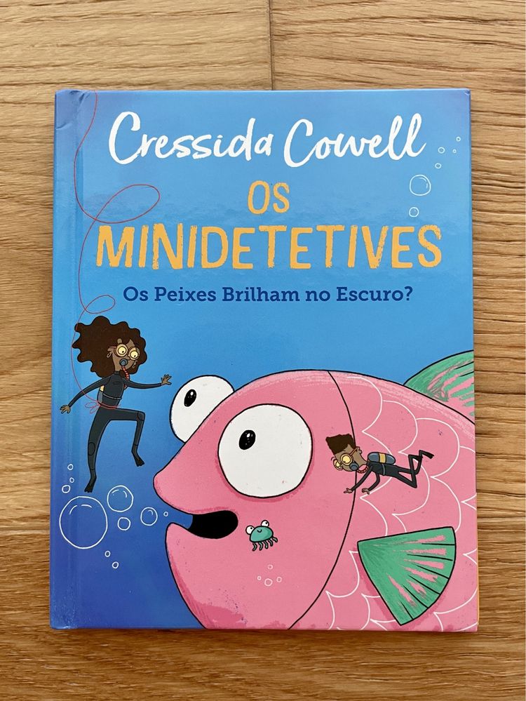 Livro infantil “ Os Mini Detetives”