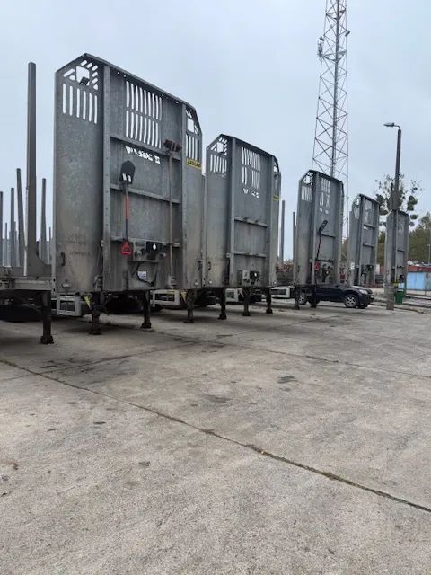 Zaslaw D-651A  Naczepa Zasław, Do Drewna ,Do Lasu ,Kłonicowa 5 Szt !!!