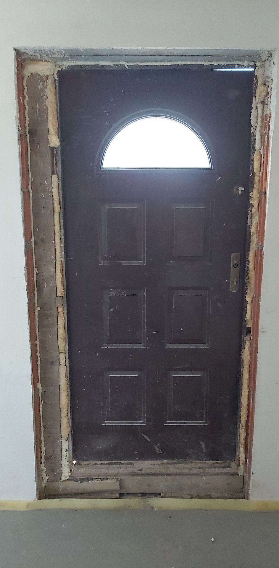 Drzwi stalowe zewnętrzne tymczasowe na budowę