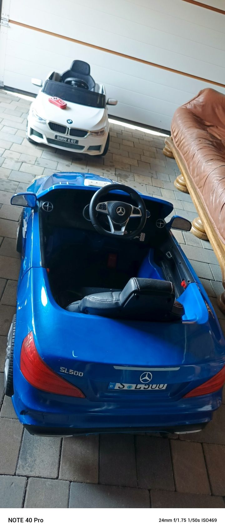 Autko na akumulator z pilotem