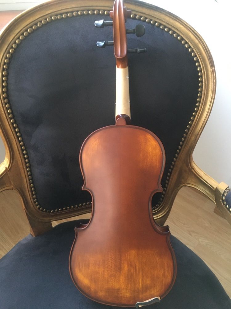 Violino novo tamanho 2/4 ou 3/4