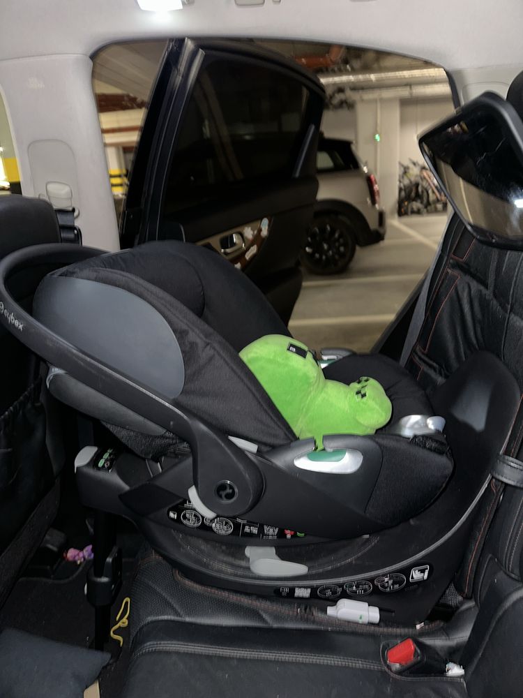 Cybex Cloud Z2 i-Size + baza T Isofix, stan bardzo dobry