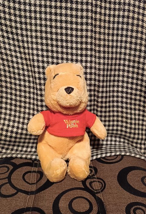 Maskotka pluszak Kubuś Puchatek 20 cm