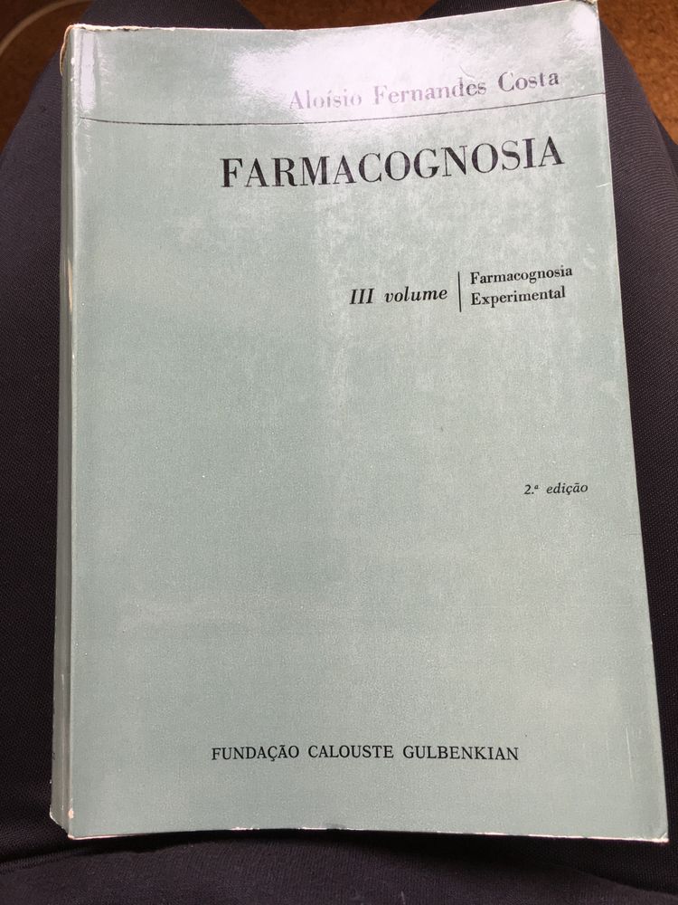 Livros “Farmacognosia” volume I, II e III de Aloísio Costa