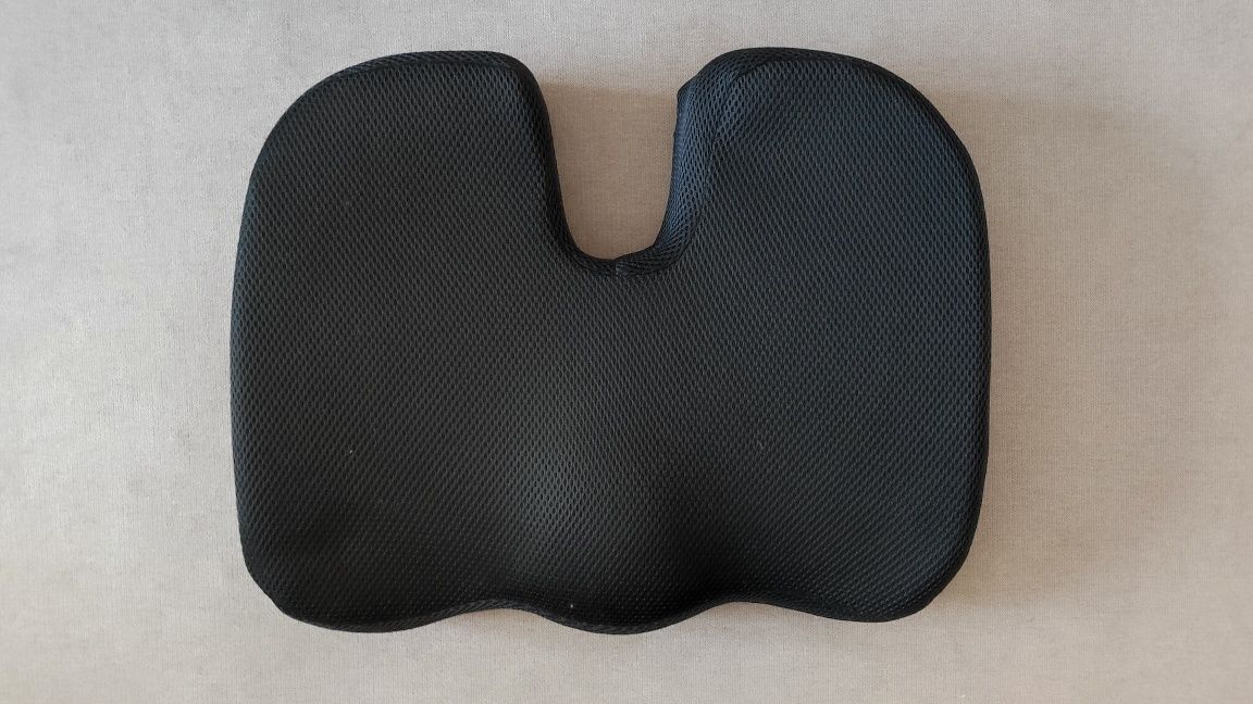 Ergonomiczna poduszka ortopedyczna do siedzenia z profilem
