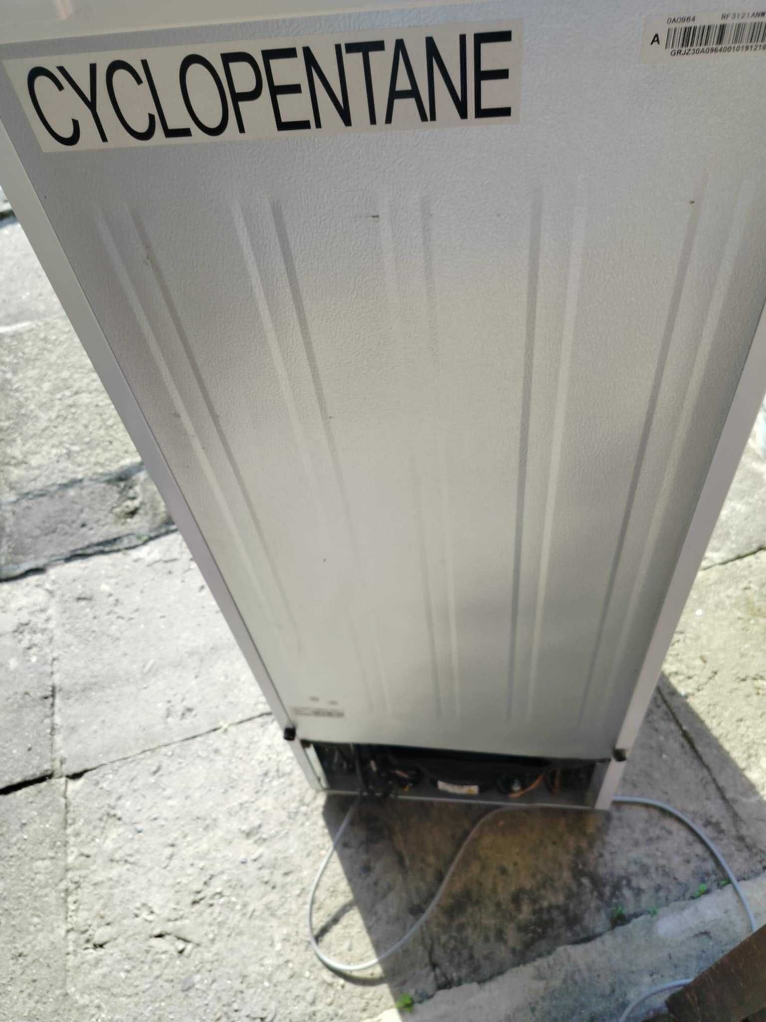 Lodówka Gorenji prawie nowa