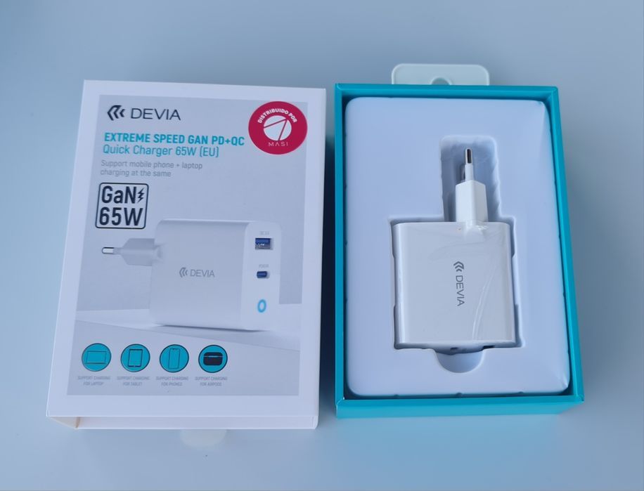 CARREGADOR Devia super Fast Changer 65W