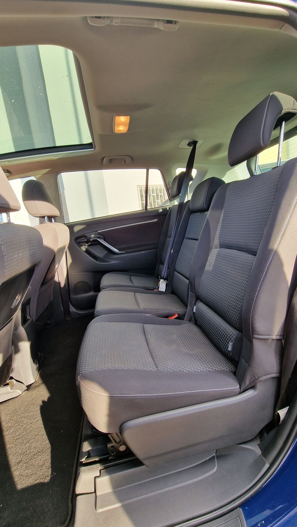Toyota Verso 1.6 (Full Extras)