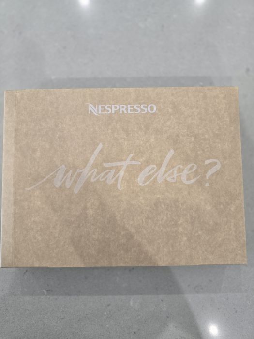 Máquina Nespresso Vertuo Plus