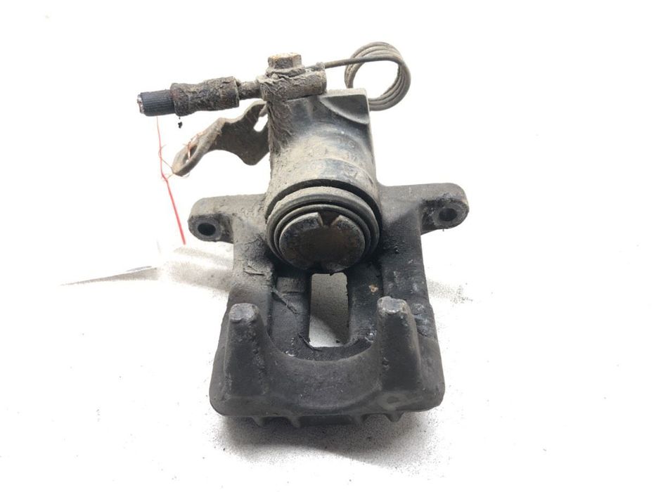 ZACISK TYŁ PRAWY - 86.00 PLN - VW PASSAT B5 (3B2) 1996 - 2001 1.8 92 kW [125 KM] benzyna 1996 -