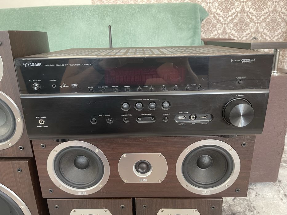 Ресивер Yamaha RX-V677