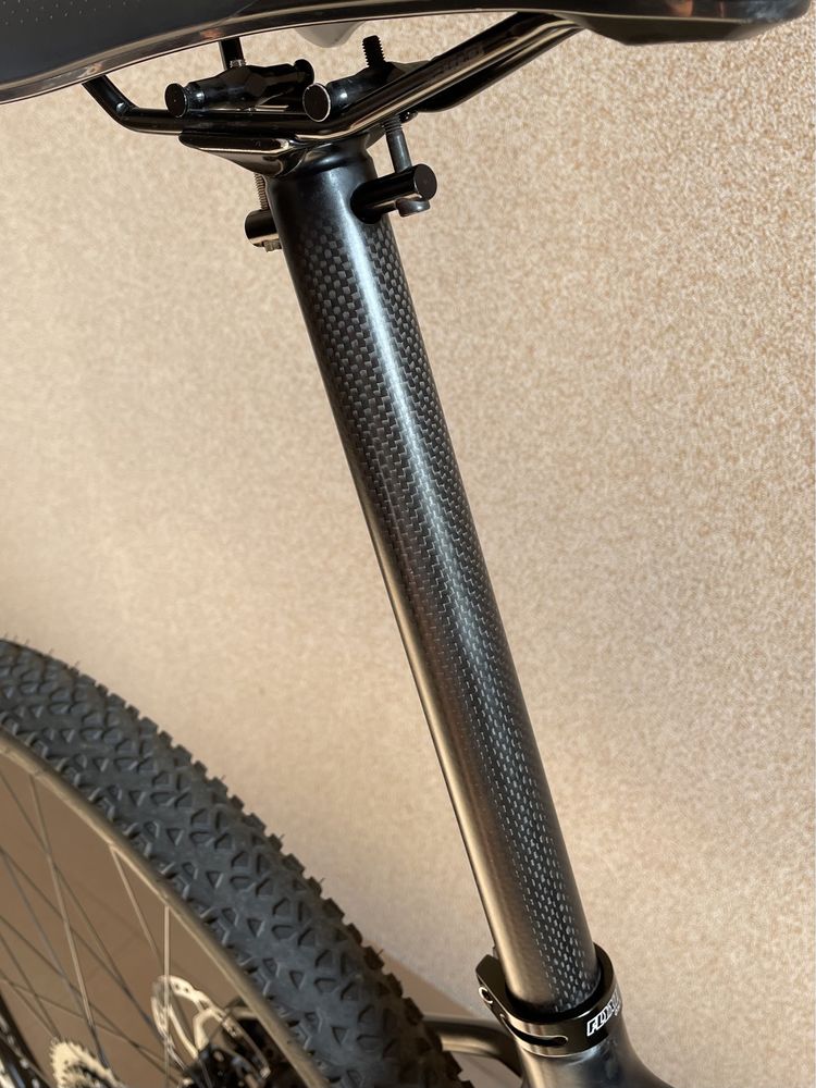 Rower górski MTB, karbon, 9 kg, rama 17”