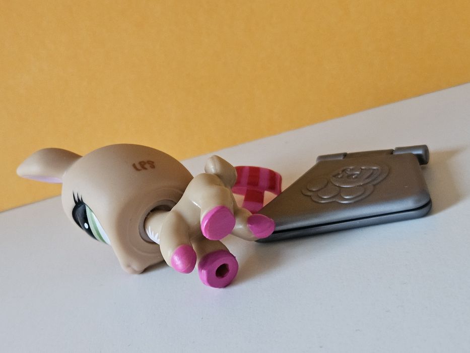 Śliczna sarenka z dodatkami