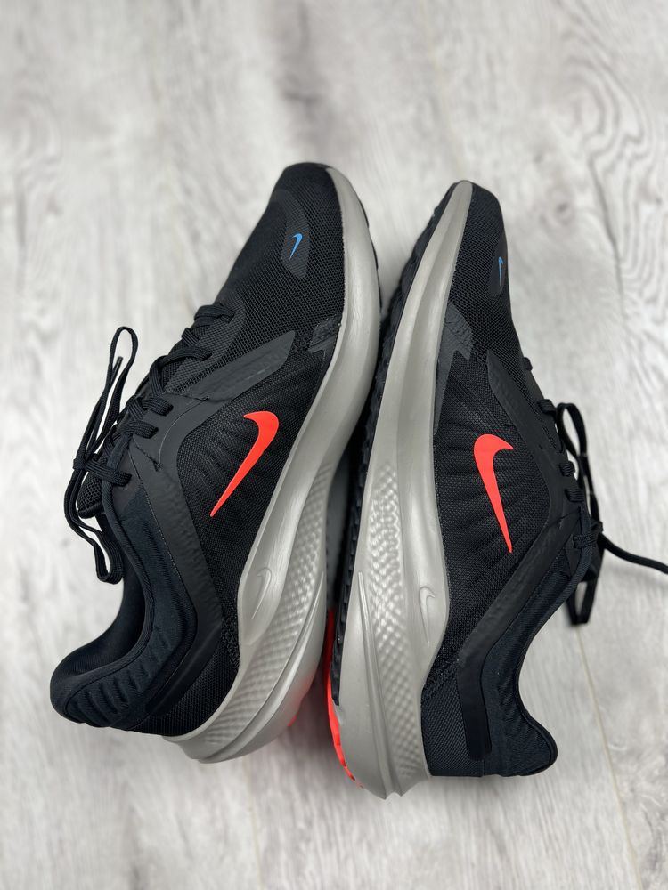 Кросівки Nike Quest 5  44 розмір 28 см