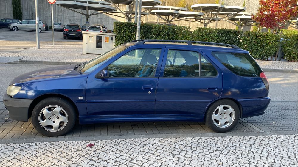 Peugeot 306 1.4 a Gasolina – 2000 – Muito bom estado – 800€