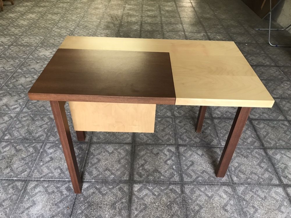 mesa para máquina de costura