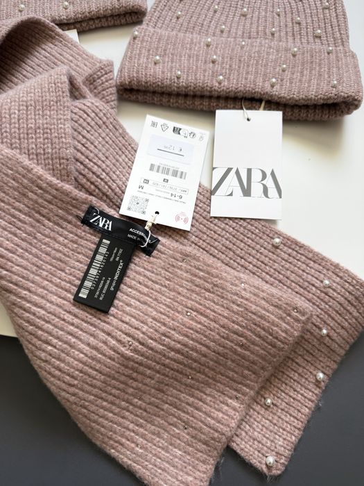 Тепла шапка ZARA з камінцями зимова 6 7 8 9 10 11 12 13 14 р