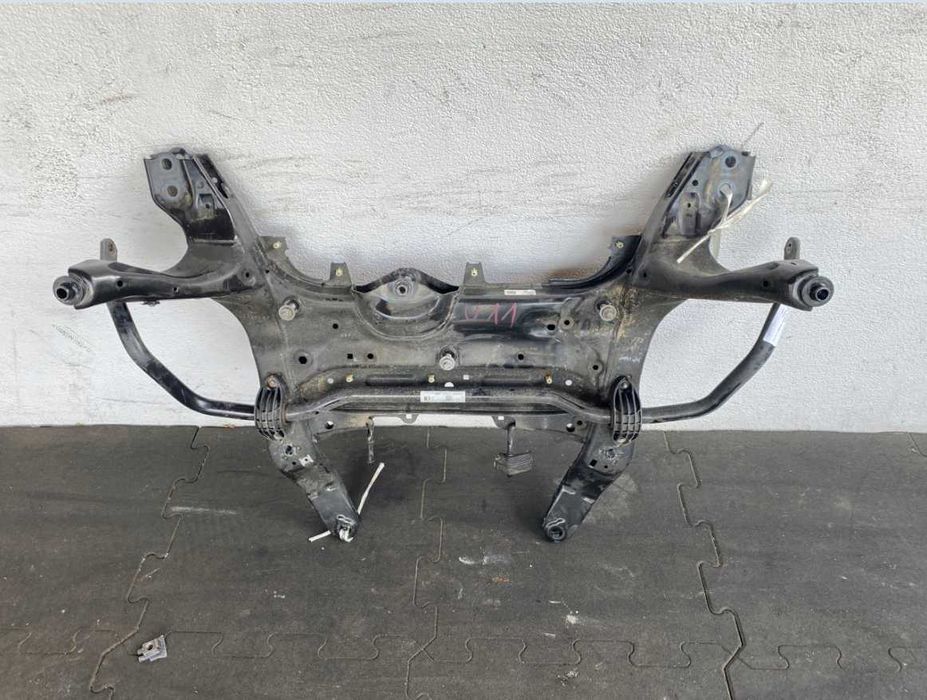 Ричаги  підрамники задні передні BMW X1 U11 БМВ Х1