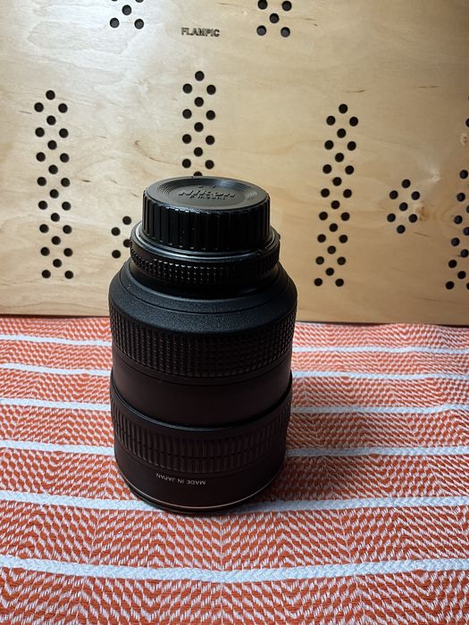 Обʼєктив Nikon 28-70mm