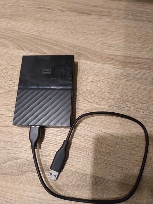 Sprzedam dysk zewnętrzny 1,8 TB