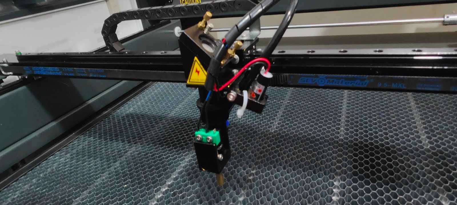 Лазерний верстат СО2 Reci 100w