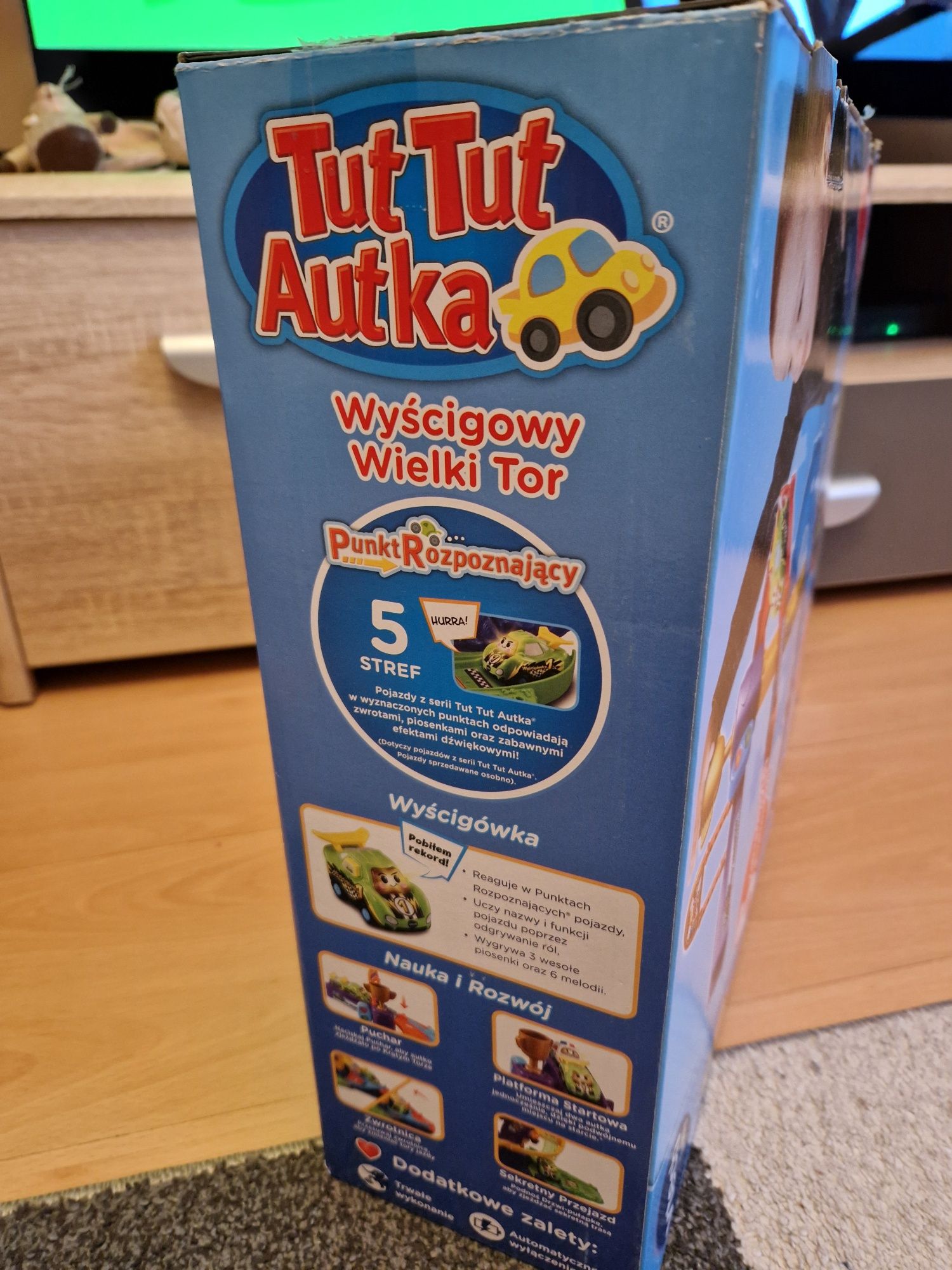 Wyścigowy Wielki Tor z serii Tut Tut Autka
Vtech, Vtech, Tut Tut Autka