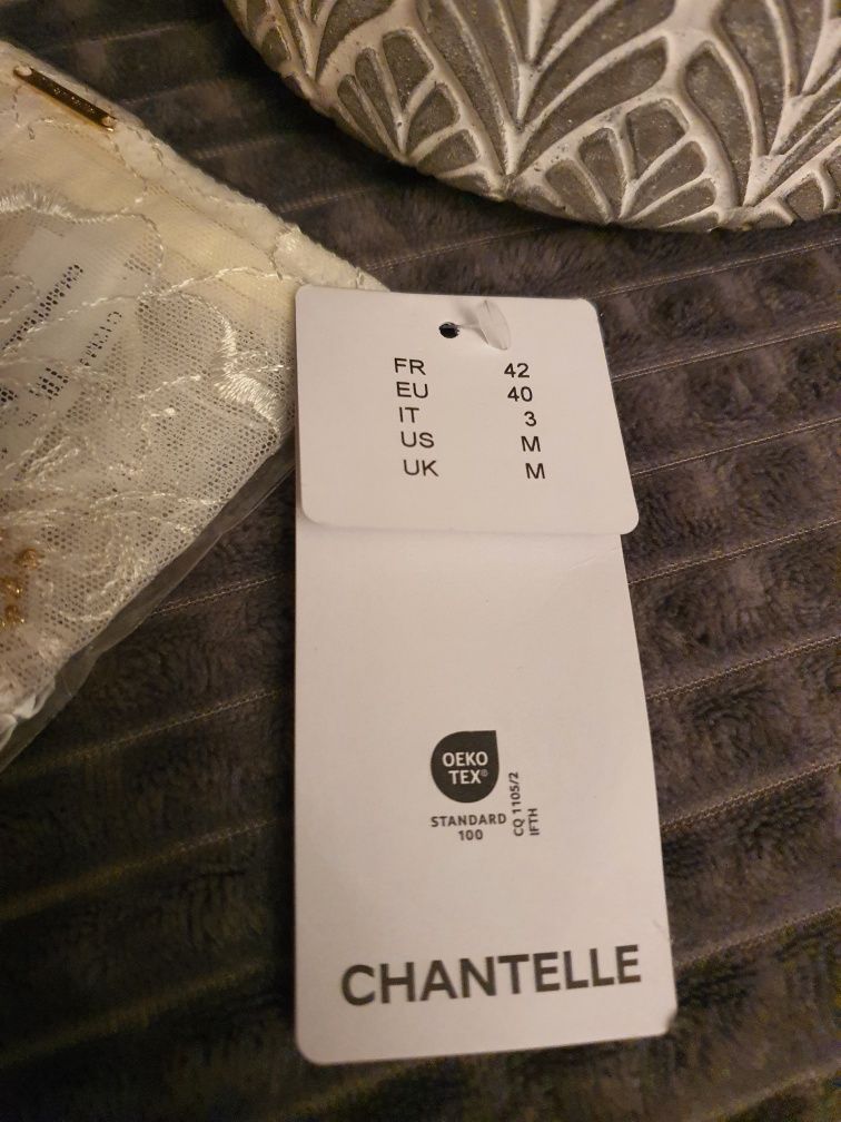 Majtki Chantelle 40