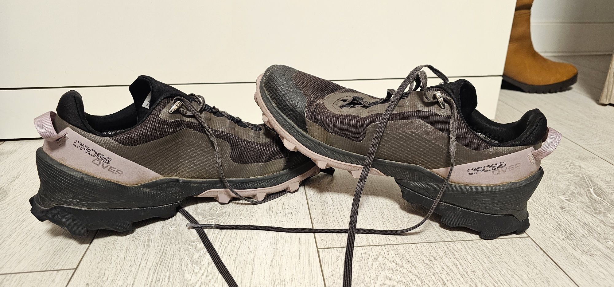 SALOMON Cross Over GORE-TEX damskie buty trekkingowe rozmiar 40⅔ 25,5c