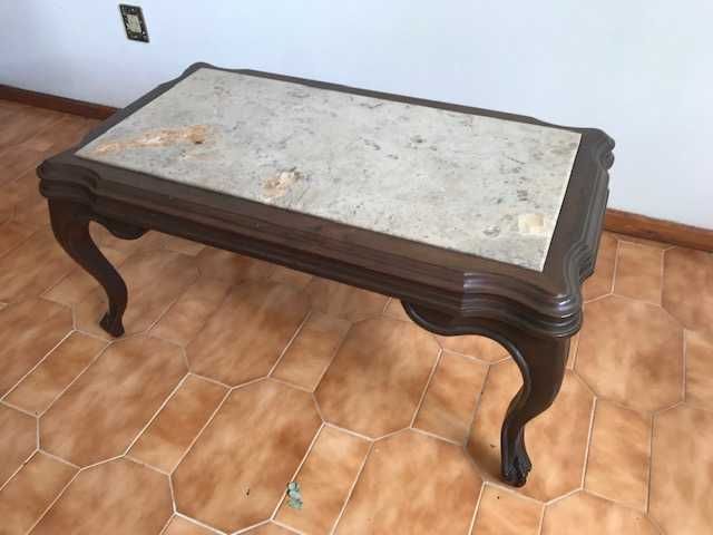 Mesa de centro antiga