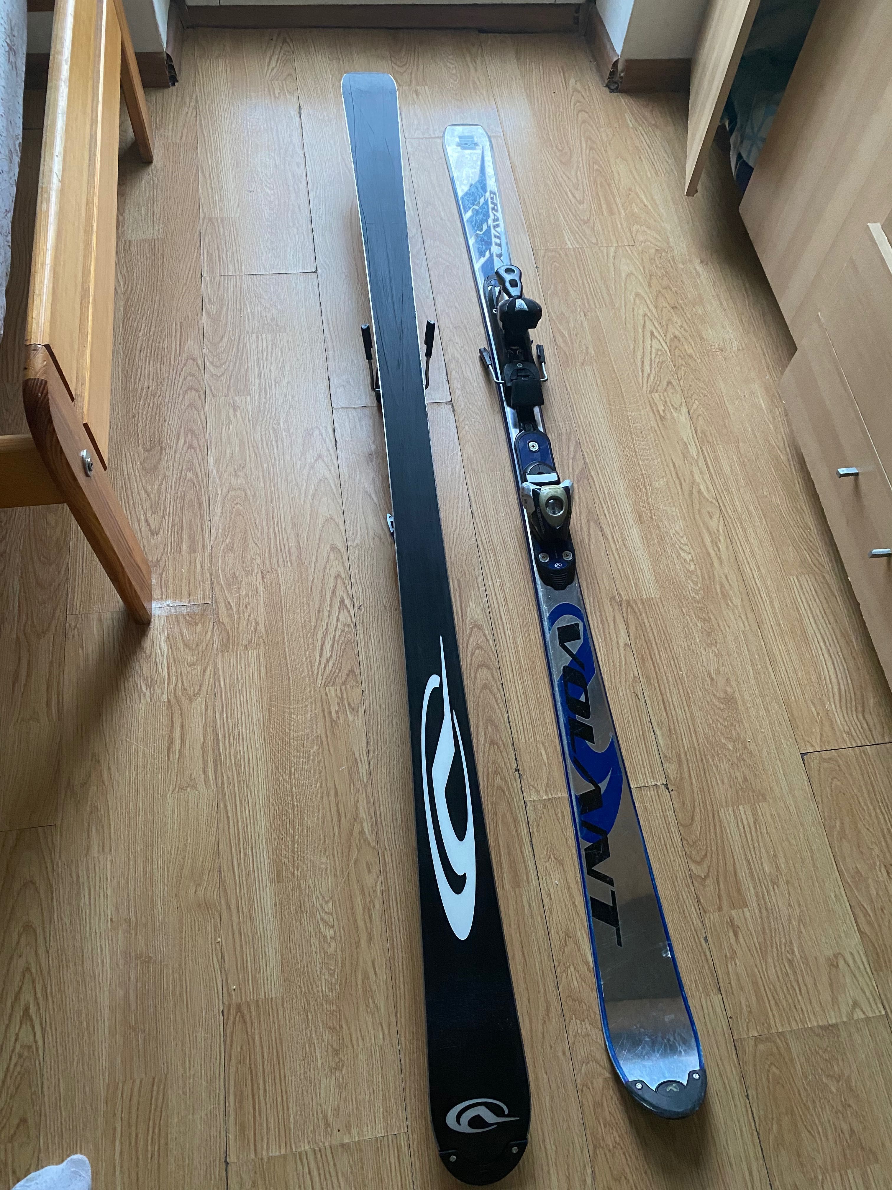 sprzedam narty/ skis for sale