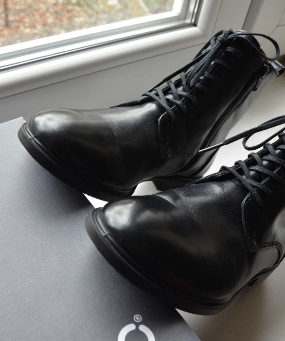 Ecco кожаные ботинки 37 24.5 женские полуботинки