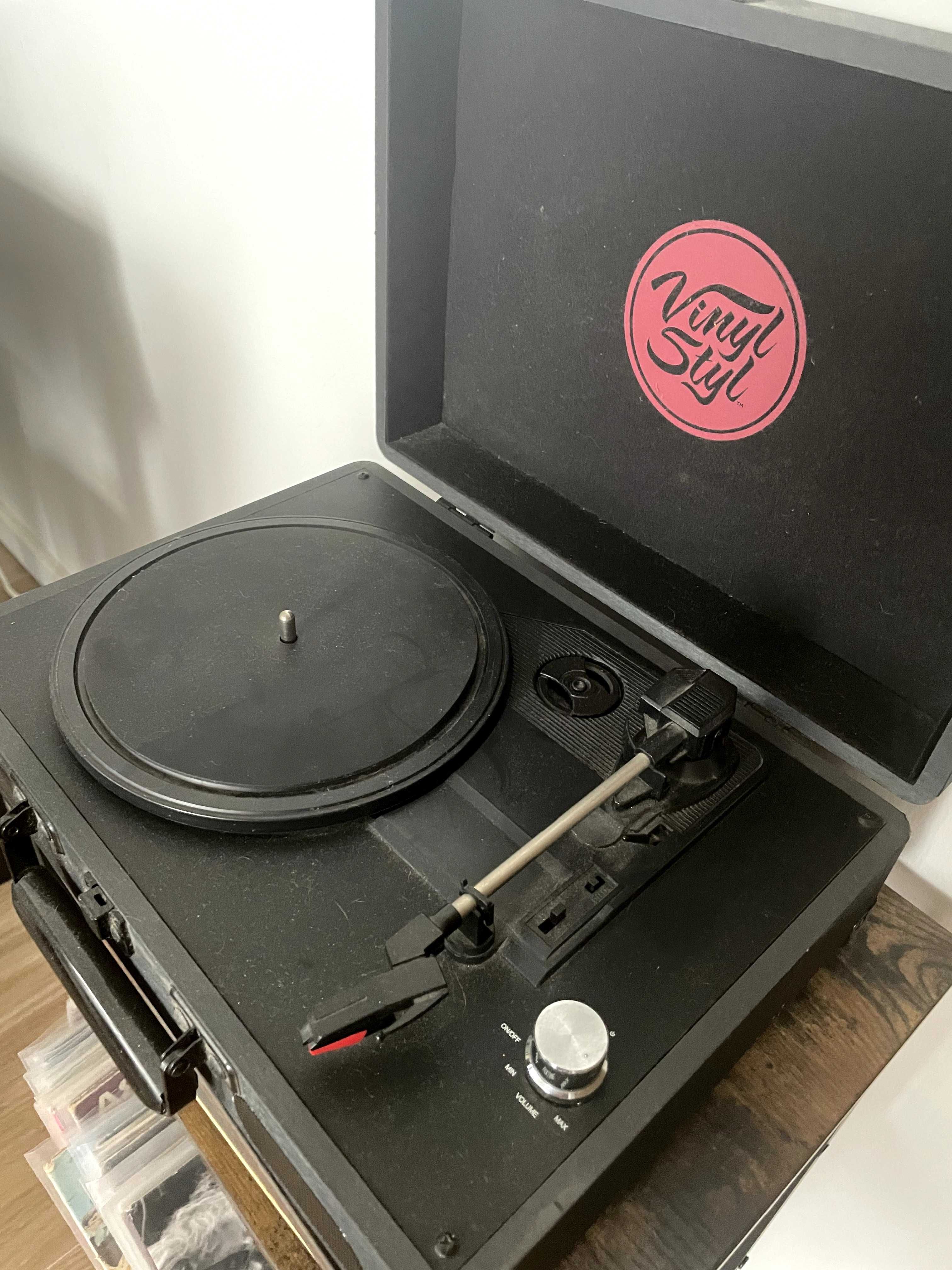 Vendo Gira discos (sem transformador de ligação à corrente)
