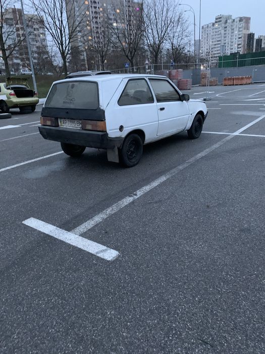 заз 1102 таврия на ходу